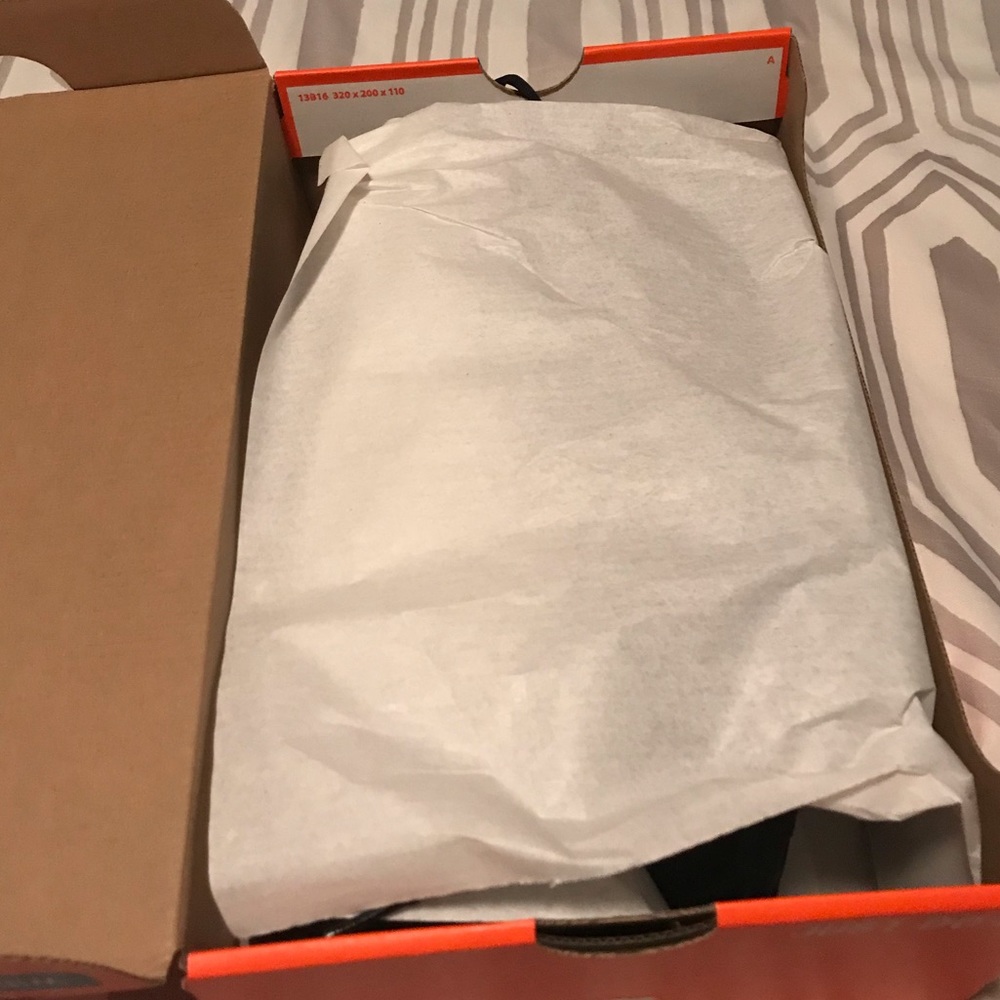 Nike Flex In Season TR8 training shoes size 9.5